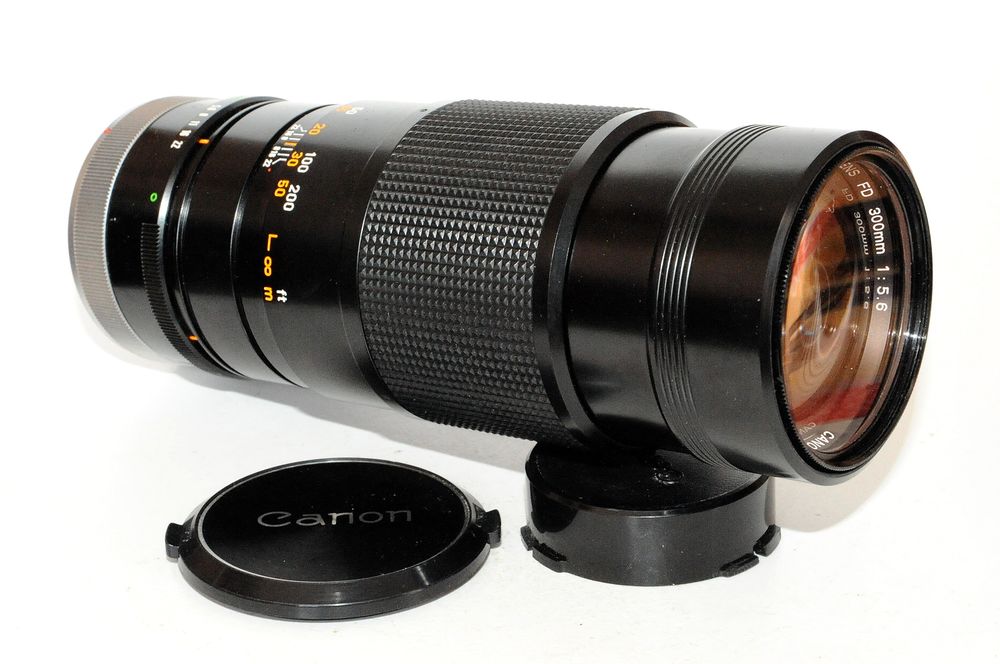 TELEOBJECTIF  CANON FD  300 mm. 150 Biarritz (64)