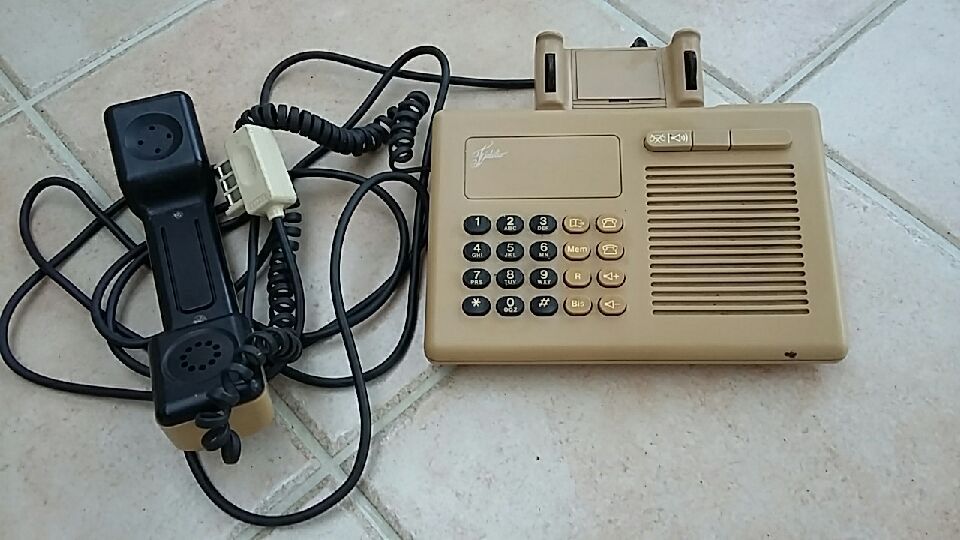 T�l�phone ancien Fid�lio 14 �pernon (28)