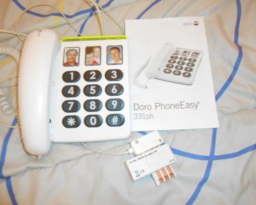 Téléphone avec fils easy phone Doro 30 Rigny-le-Ferron (10)