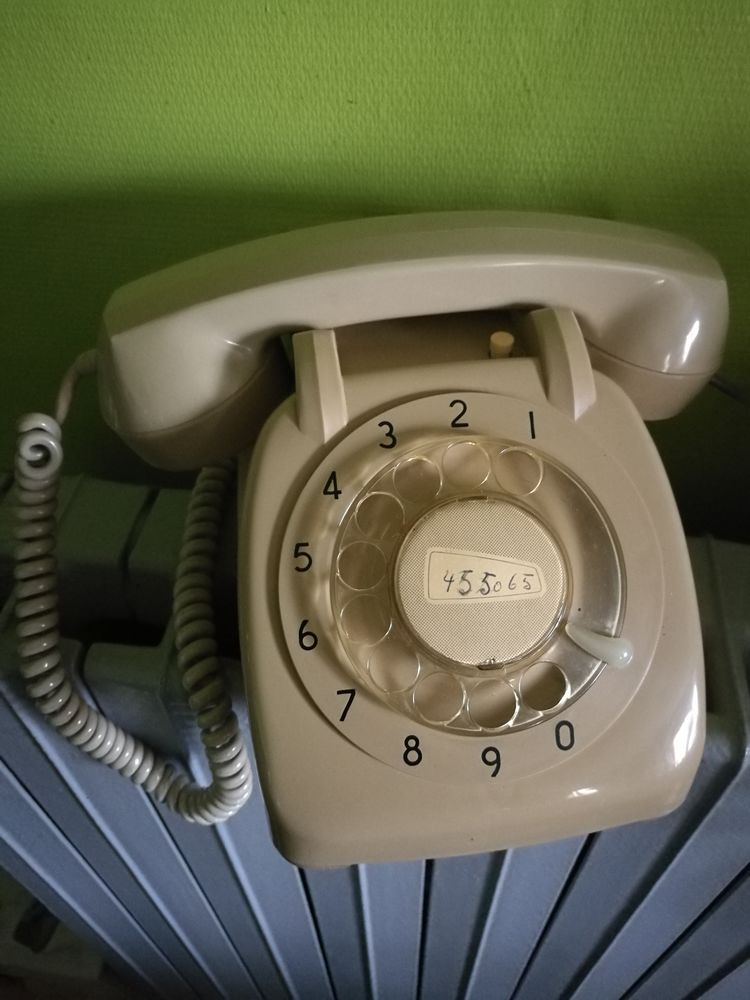 T�l�phone � cadran ATEA 30 Balan (08)