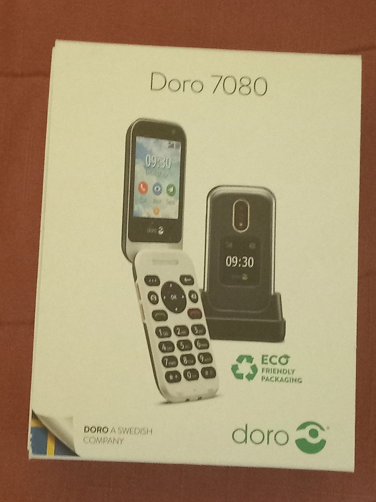 t�l�phone DORO graphite / blanc senior a clapet 4G 95 Saussan (34)