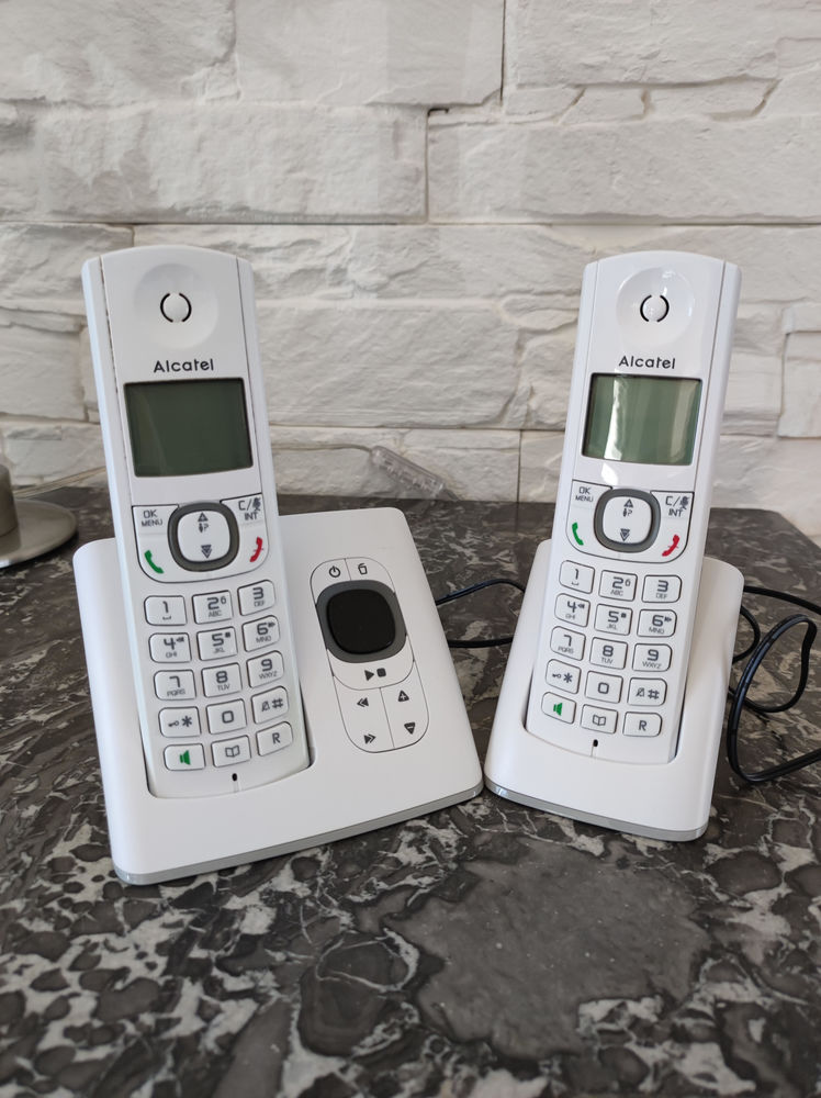 Téléphone fixe sans fil  DUO Alcatel 40 Saint-Yorre (03)