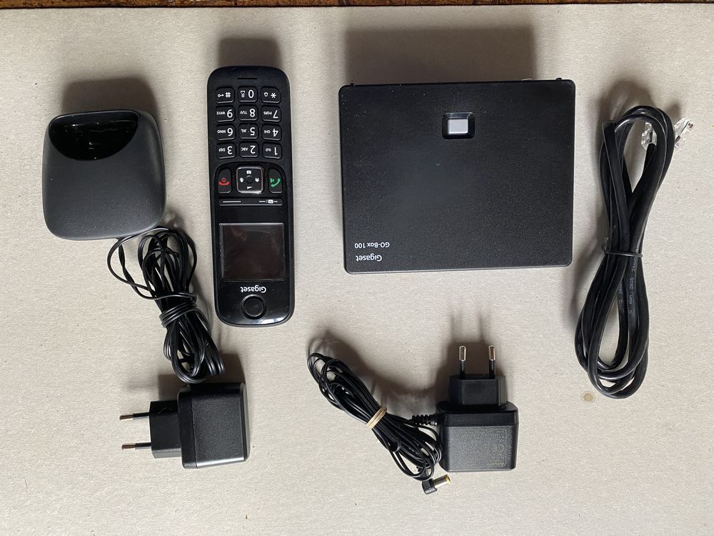 Telephone Gigaset Go-Box VOIP avec centrale. 50 Tocane-Saint-Apre (24)