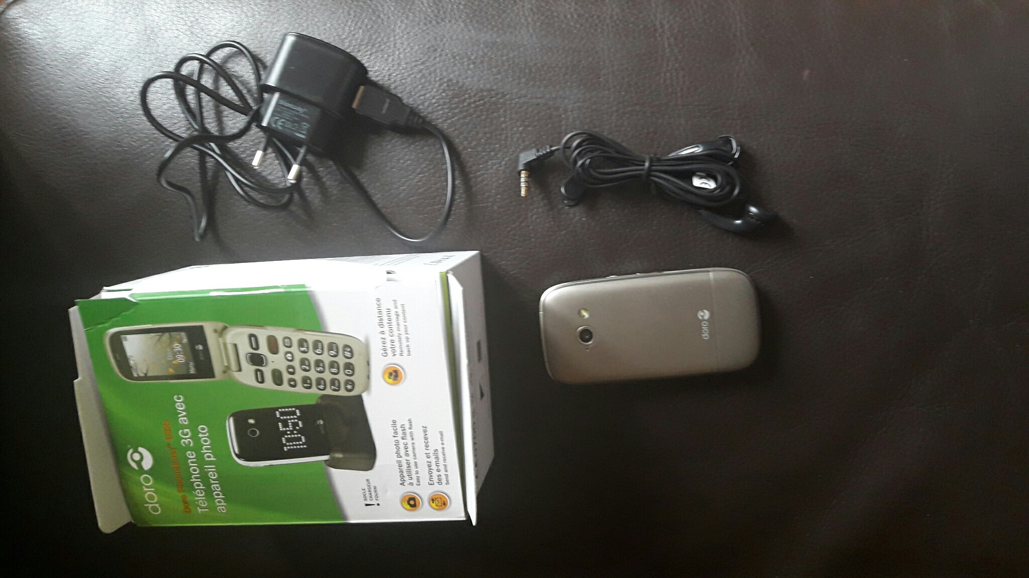 t�l�phone 3g marque doro 30 Courbevoie (92)