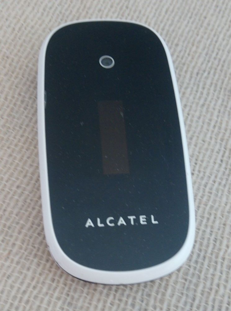 Téléphone portable Alcatel Onetouch 665 39 La Courneuve (93)