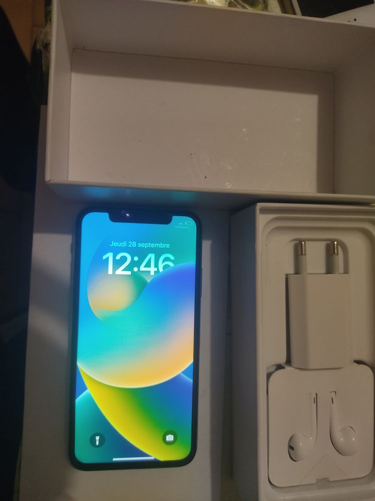 T�l�phone portable neuf 250 Carpentras (84)