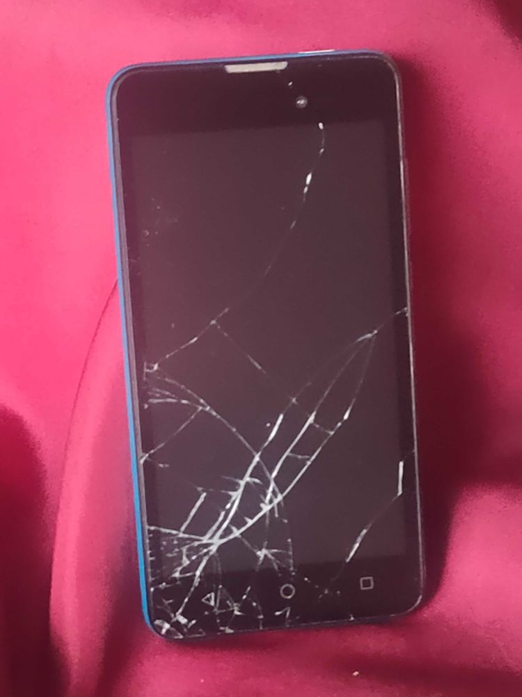 t�l�phone portable Wiko 5 Avermes (03)