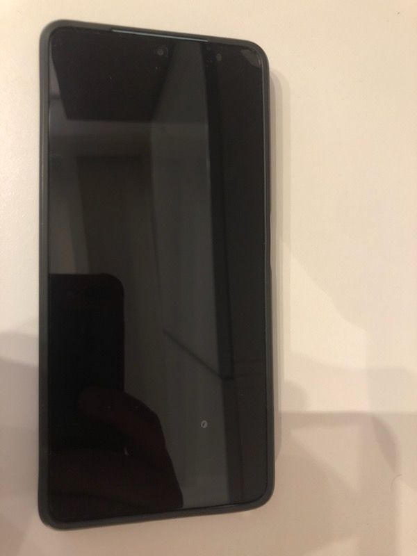 T�l�phone portable Xiaomi Redmi 5g 256/8
200 Avignon (84)