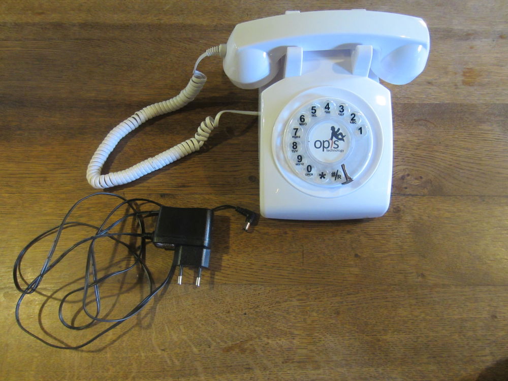 telephone portable 80 Connerré (72)