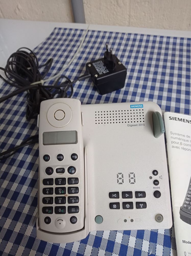 T�l�phone r�pondeur 19 Erquery (60)