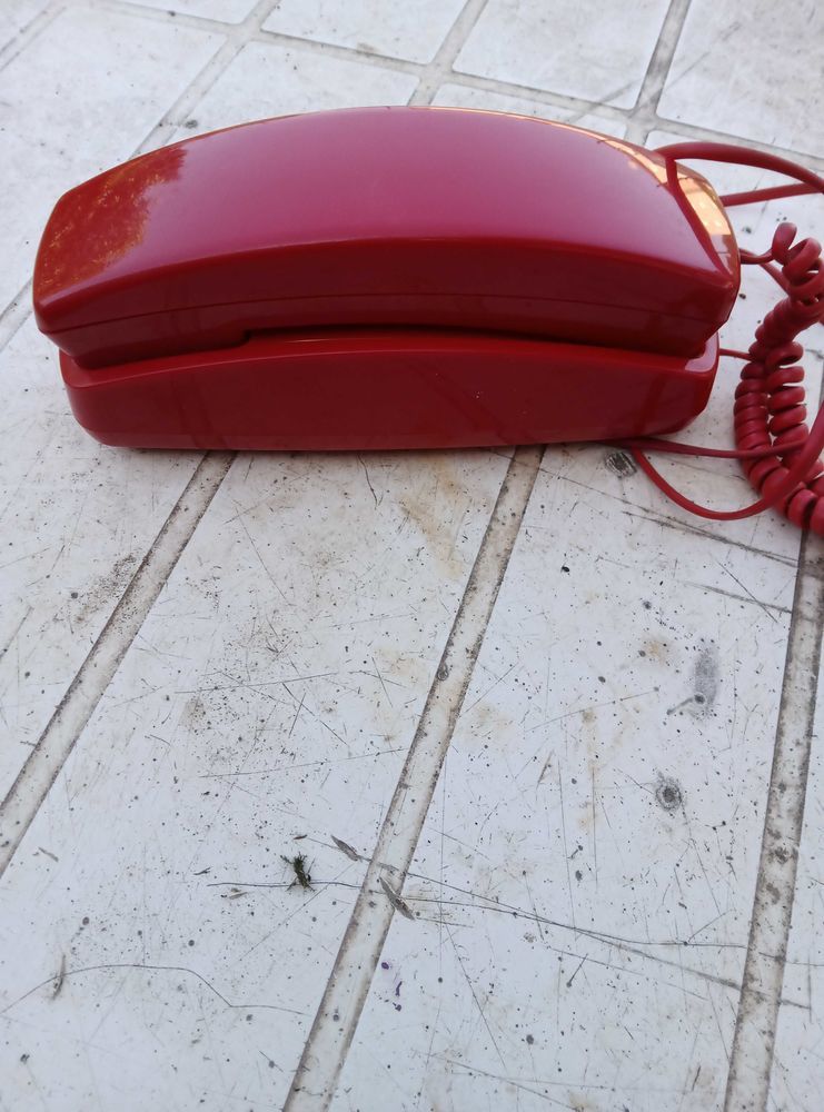 T�l�phone rouge 25 Cerci� (69)