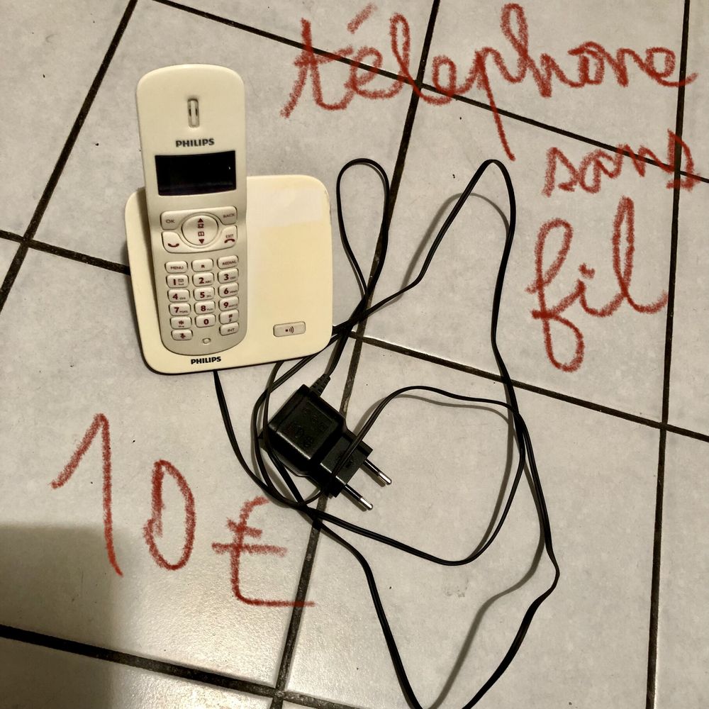 T�l�phone sans fil. 10 Le Pr�-Saint-Gervais (93)