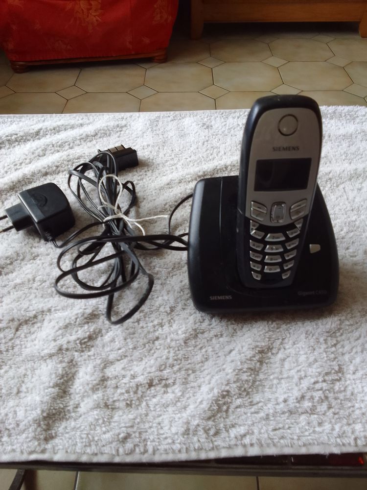 TELEPHONE SIEMENS GIGASET C450 SUR SUPPORT 29 Beynost (01)