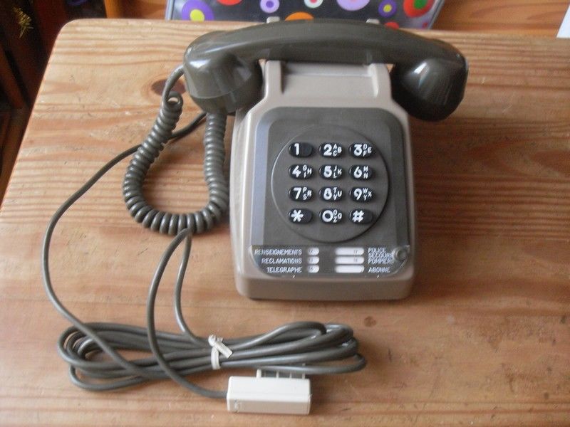 Téléphone vintage à touches 25 Toulon (83)