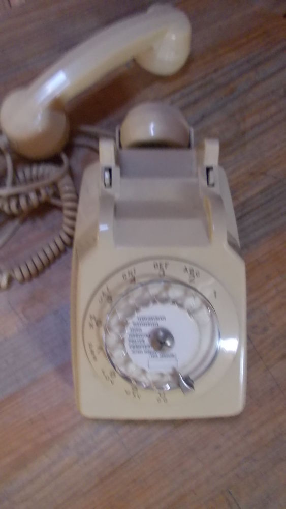 t�l�phone vintage 49 Thiais (94)