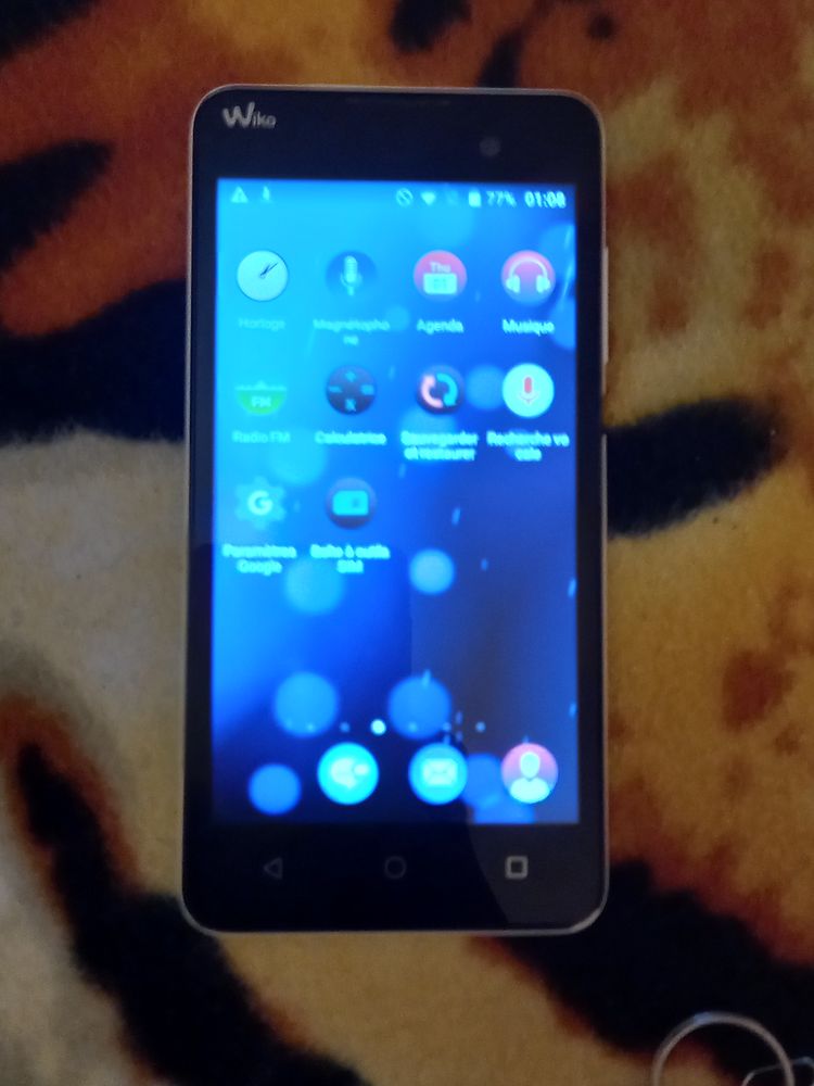 t�l�phone wiko lenny2 doubes carte sim tr�s bon �tat 60 Saint-�tienne (42)