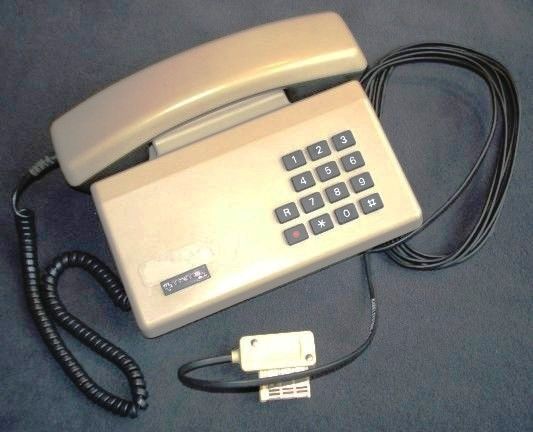 T�l�phones de bureau vintage 6 Monnetier-Mornex (74)