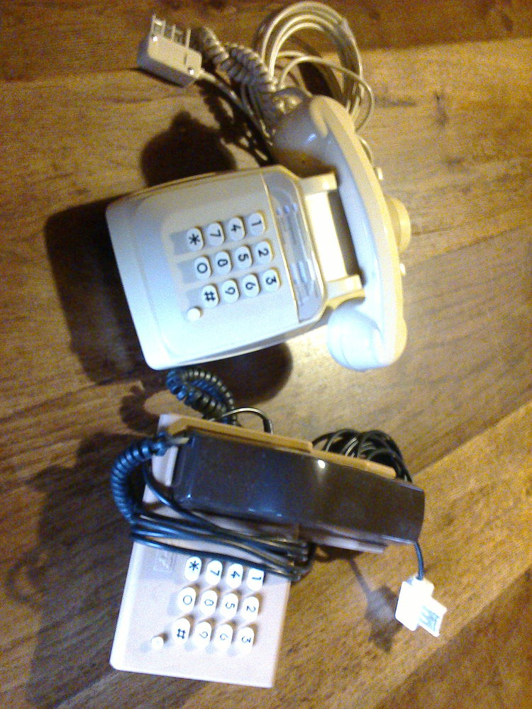 t�l�phones vintage 8 Tulle (19)