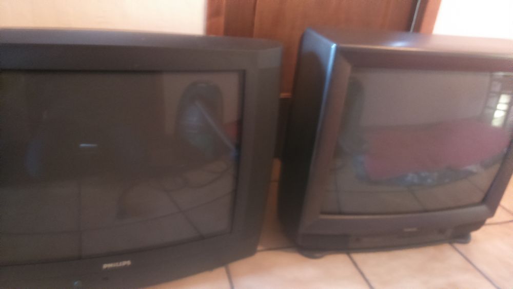 2 t�l�s anciennes 0 Saint-Jean-de-la-Porte (73)