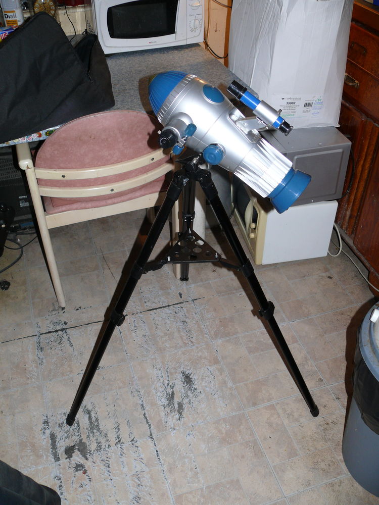 t�lescope 76/400, en forme de fus�e, sur tr�pied 48 Montigny-l�s-Metz (57)