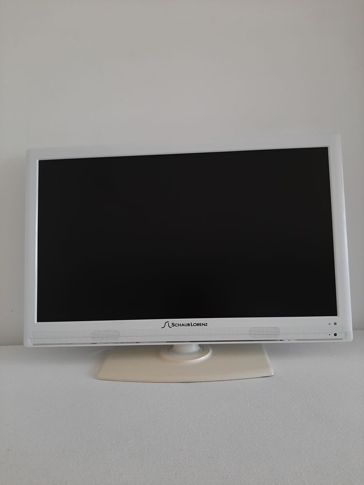 T�l�viseur blanc SHAUBLORENZ 35 Cannes (06)