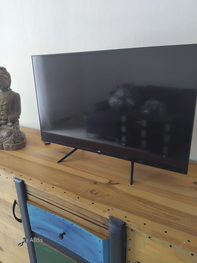 t�l�viseur connect� 80 cm 80 Lucciana (20)