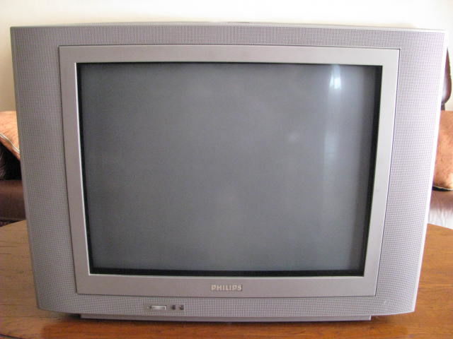 T�l�viseur couleur PHILIPS + r�cepteur TNT HD neuf 60 Fay-aux-Loges (45)