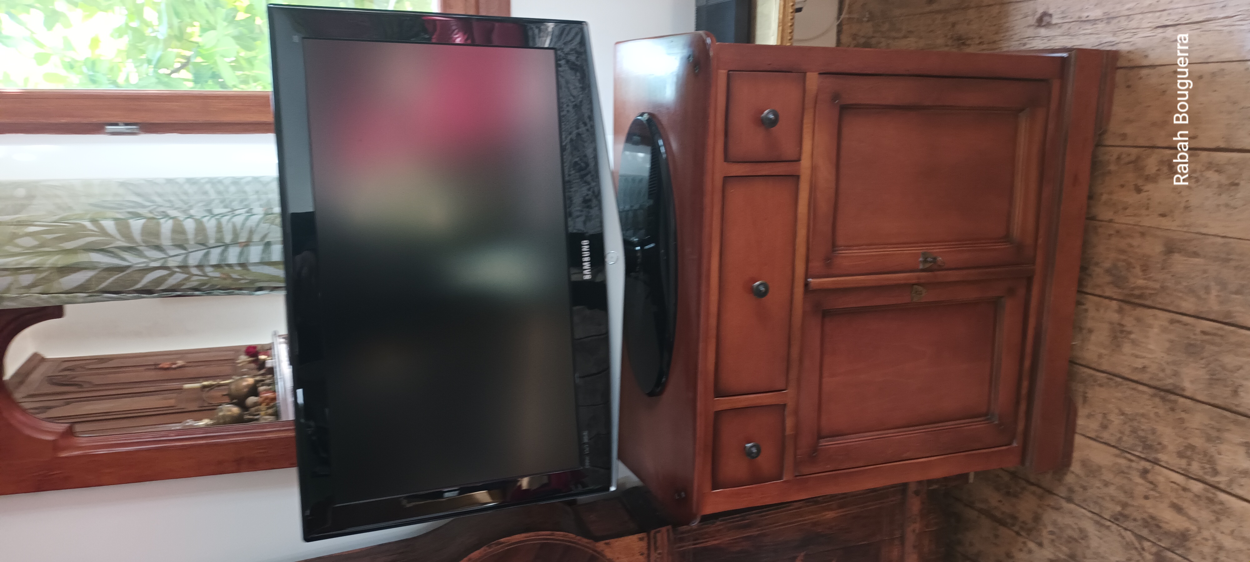 T�l�viseur �cran plat Samsung 80 cm 100 Figeac (46)