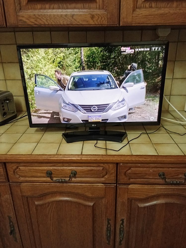 T�l�viseur Lg Etat neuf avec t�l�commande 40 Nancy (54)