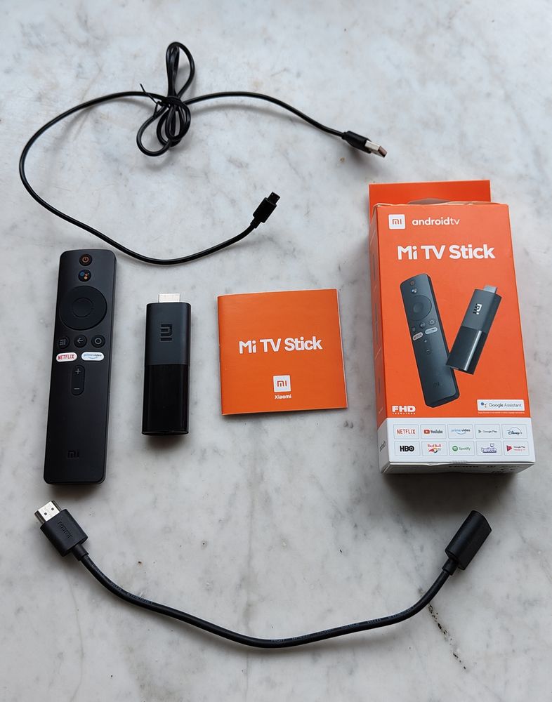 T�l�viseur Hisense (100cm)+ stick tv Android (Xiaomi) 215 Saint-Di�-des-Vosges (88)