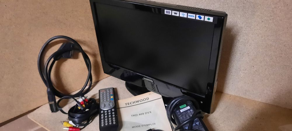 T�l�viseur et lecteur de DVD pour camping car. 75 Toulouse (31)