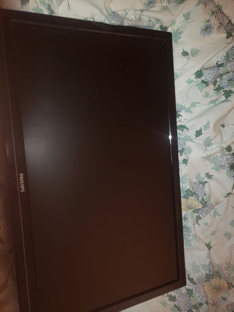 T�l�viseur Philips tnt int�gr�e non connectee 60 cm 75 Vichy (03)