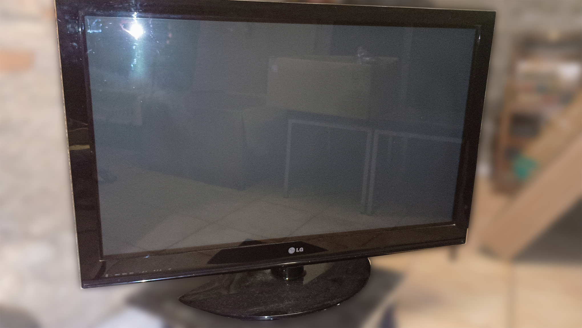 T�l�viseur Plasma LG 42'' 1080p HD 50 Moli�res (82)