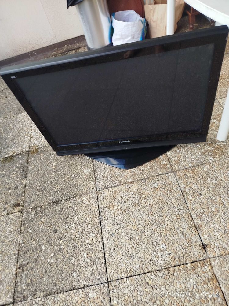 t�l�viseur plasma Panasonic 50 Vichy (03)