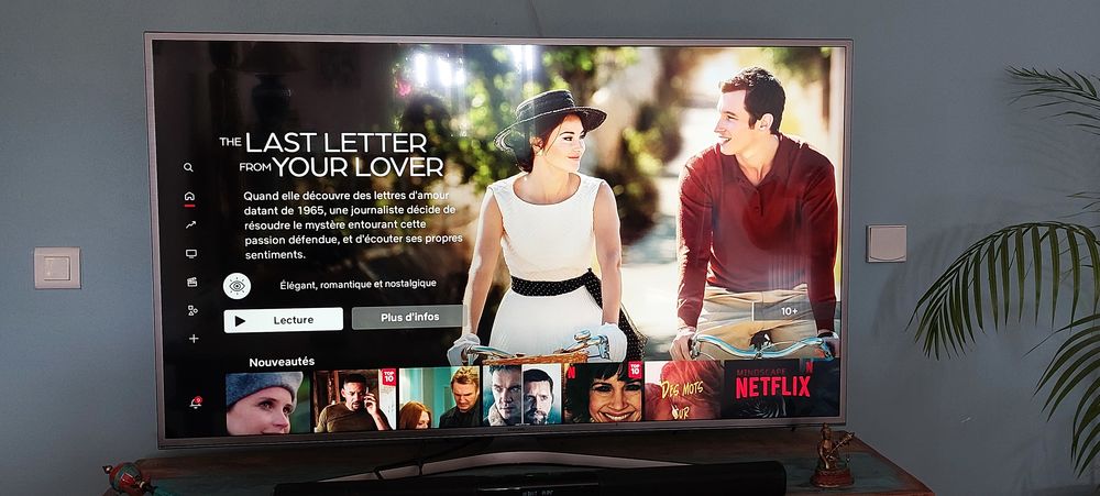 T�l�viseur Samsung 140cm LCD UHD 220 Le Castellet (83)