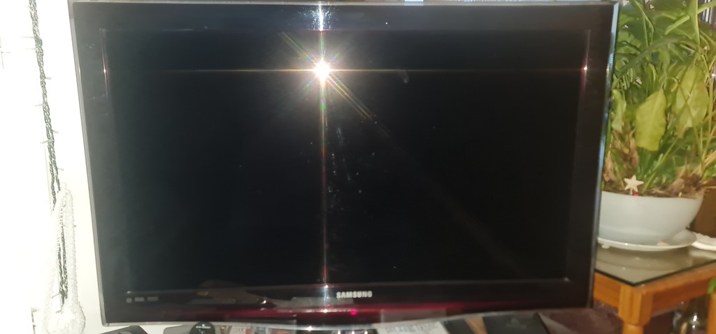T�l�viseur Samsung �cran Plat Noir 100 Paris 11 (75)