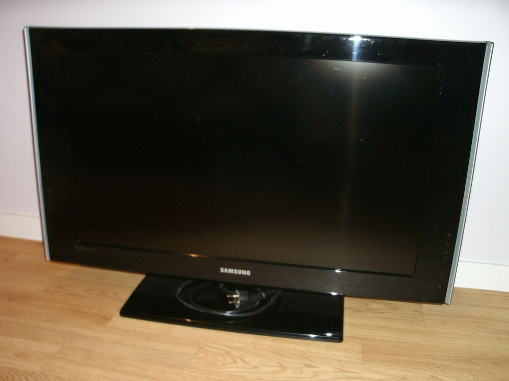 T�l�viseur Samsung 80 Saint-Clair-sur-l'Elle (50)