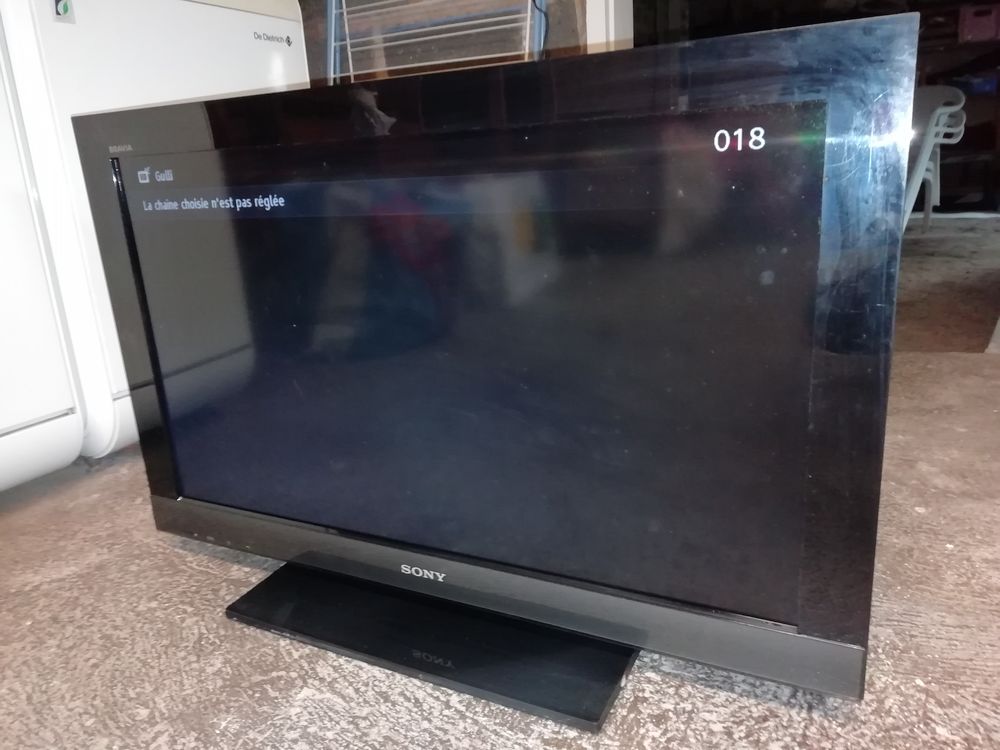 T�l�viseur Sony 80 Foug�res (35)