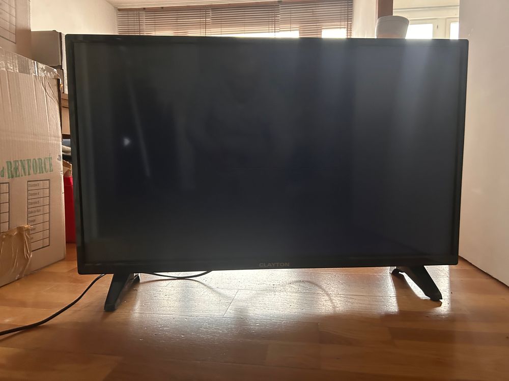 T�l�viseur 80 cm LED HD 49 Paris 13 (75)