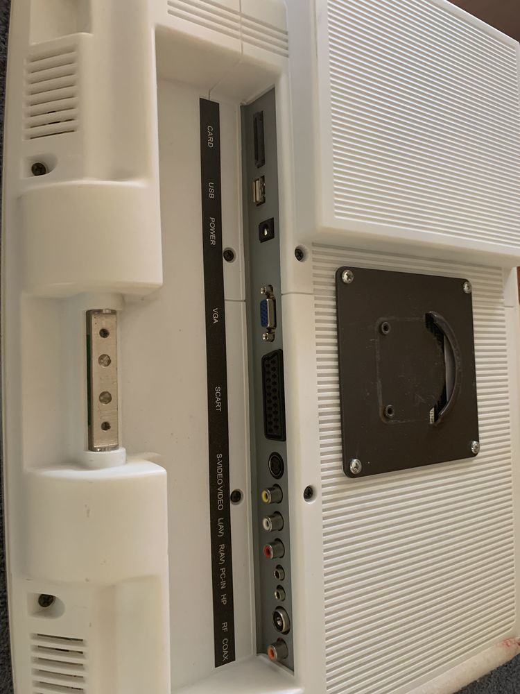 T�l�vision avec DVD int�gr� 12 volts 65 B�ziers (34)