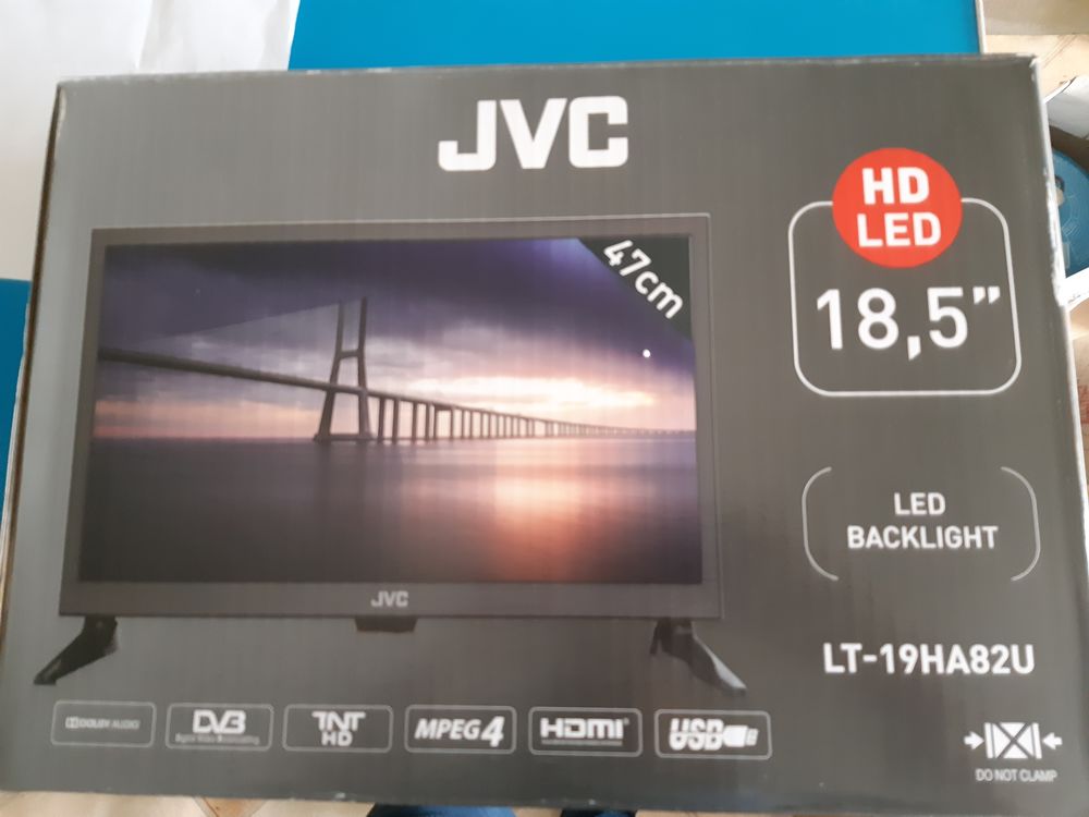 T�l�vision JVC LED, Blacklight 47 cm (18.5''), HD LED
80 Villebon-sur-Yvette (91)