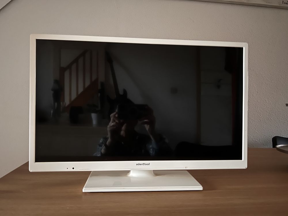 T�l�vision �cran plat 90 Le Boulou (66)