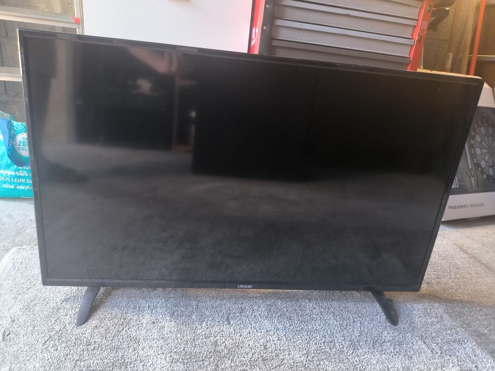 T�l�vision Linsar 70 Moirans (38)