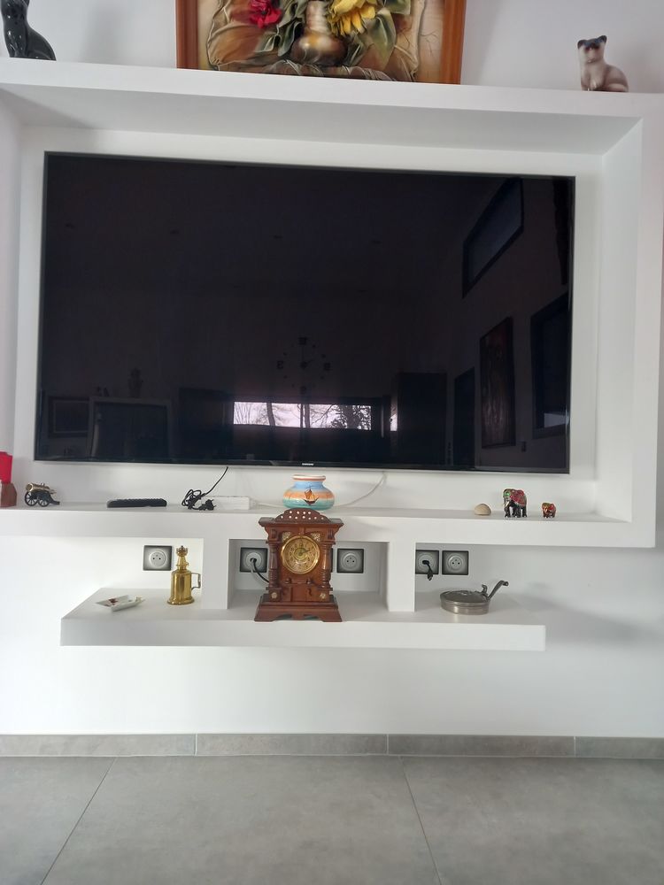 T�l�vision de marque Samsung 700 Sort-en-Chalosse (40)