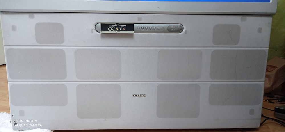 T�l�vision r�troprojecteur 0 Bussi�res (77)