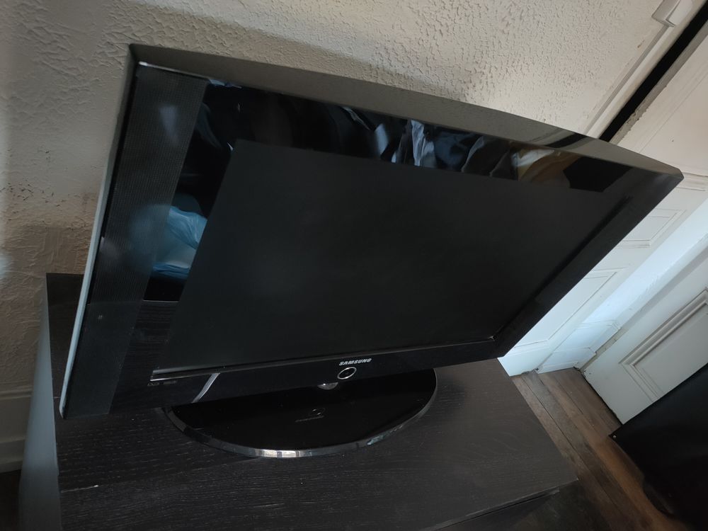 T�l�vision Samsung LE26A336J1D 50 Lyon 8 (69)
