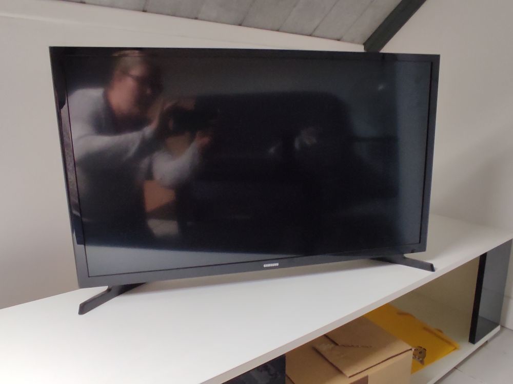 Télévision Samsung led 80 cm 115 Tourcoing (59)