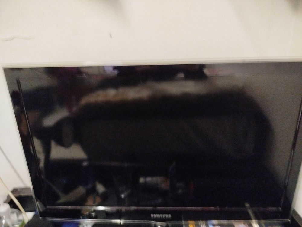 t�l�vision sansung 40 Aubervilliers (93)