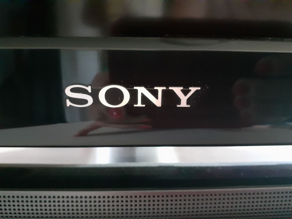 T�l�vision SONY 120 Montboucher-sur-Jabron (26)