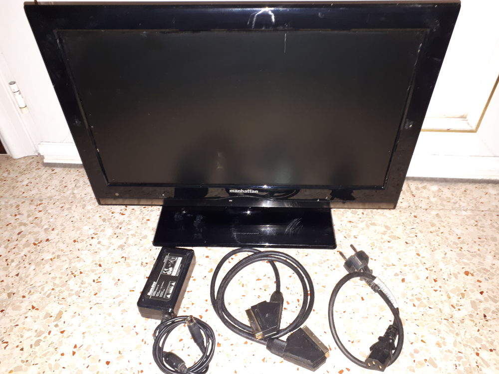 T�l�vision / t�l�viseur et lecteur DVD Manhattan 15 Montigny-Lencoup (77)